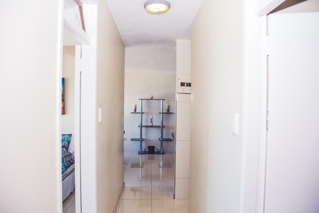 High Tide Apartment Amanzimtoti Exterior photo